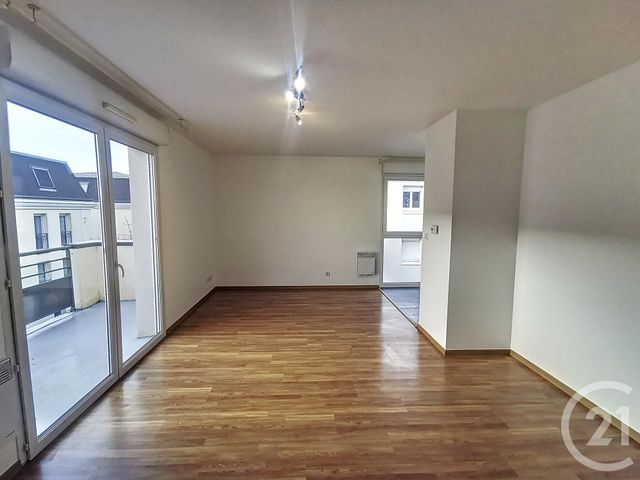Appartement F3 &agrave; vendre - 3 pi&egrave;ces - 64,66 m2 - La Chapelle St Mesmin - 45 - CENTRE