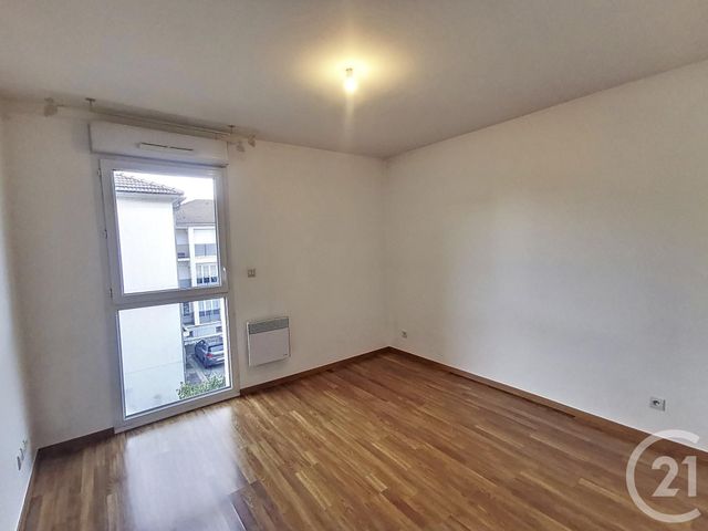 Appartement F3 &agrave; vendre - 3 pi&egrave;ces - 64,66 m2 - La Chapelle St Mesmin - 45 - CENTRE