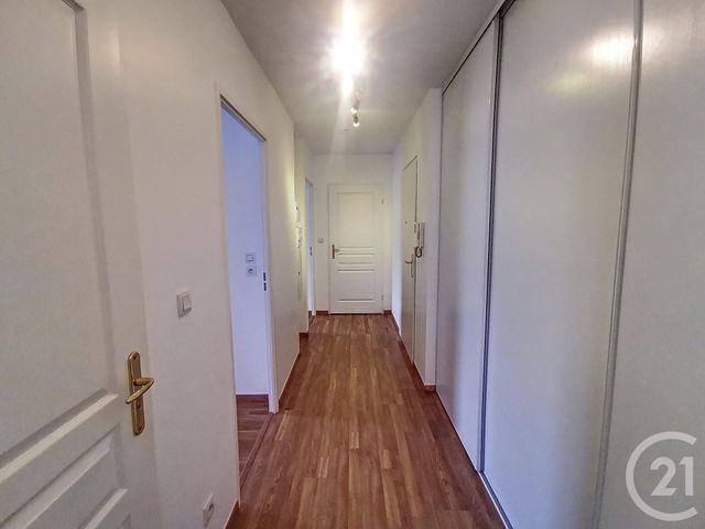 Appartement F3 &agrave; vendre - 3 pi&egrave;ces - 64,66 m2 - La Chapelle St Mesmin - 45 - CENTRE