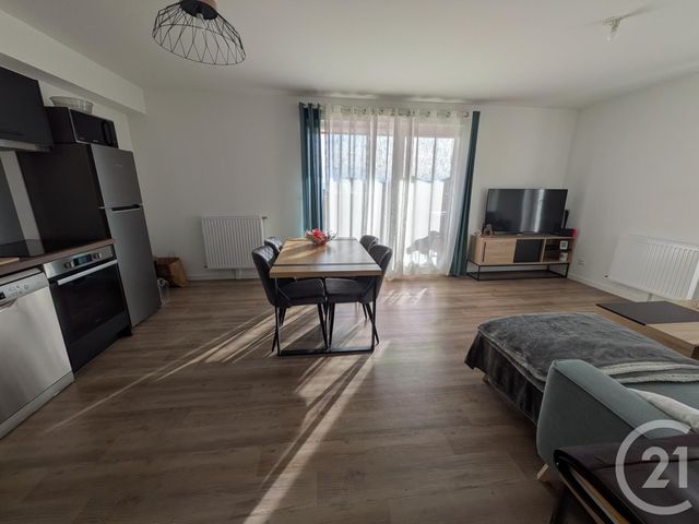 Appartement F3 à louer - 3 pièces - 64,12 m2 - La Chapelle St Mesmin - 45 - CENTRE
