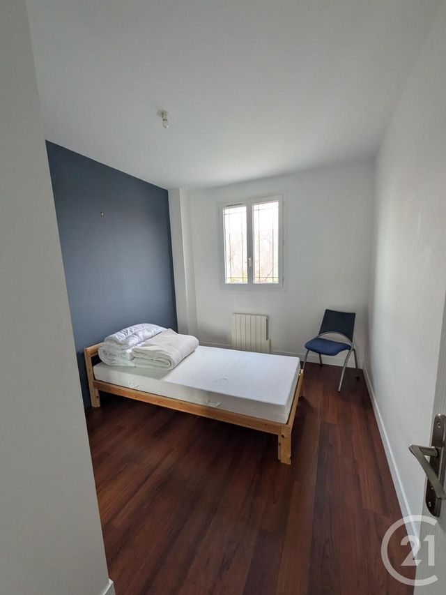 Maison &agrave; louer - 7 pi&egrave;ces - 145 m2 - La Chapelle St Mesmin - 45 - CENTRE