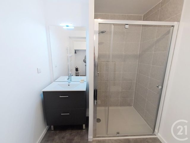 Appartement F1 &agrave; louer - 1 pi&egrave;ce - 22,27 m2 - La Chapelle St Mesmin - 45 - CENTRE