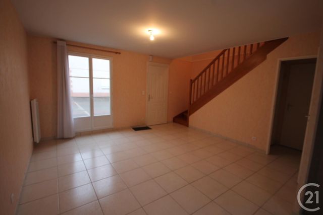 Maison &agrave; louer - 4 pi&egrave;ces - 73 m2 - Saran - 45 - CENTRE