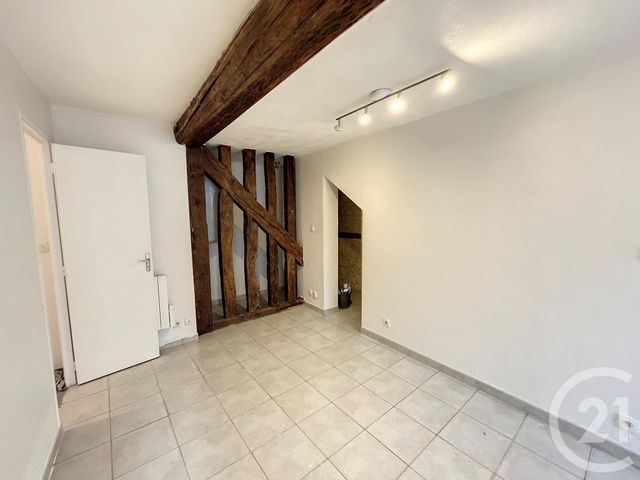 Appartement F2 &agrave; louer - 2 pi&egrave;ces - 29,18 m2 - Chaingy - 45 - CENTRE