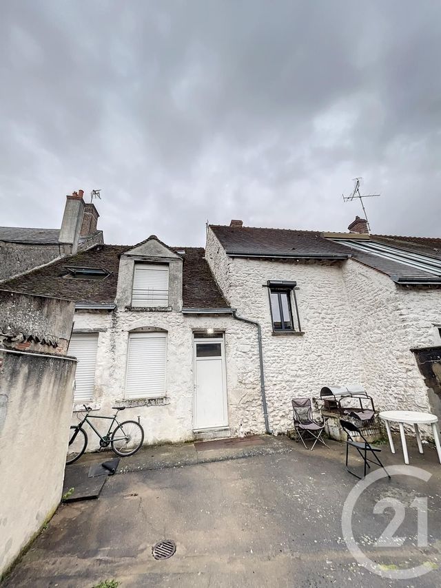 Appartement F2 &agrave; louer - 2 pi&egrave;ces - 29,18 m2 - Chaingy - 45 - CENTRE