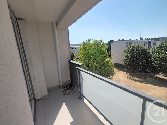 Appartement F3 &agrave; louer - 3 pi&egrave;ces - 52,57 m2 - St Jean De La Ruelle - 45 - CENTRE