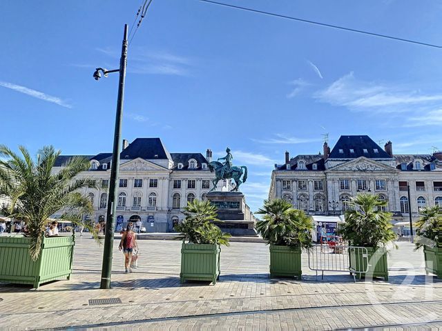 Appartement T2 &agrave; louer - 2 pi&egrave;ces - 40,11 m2 - Orleans - 45 - CENTRE