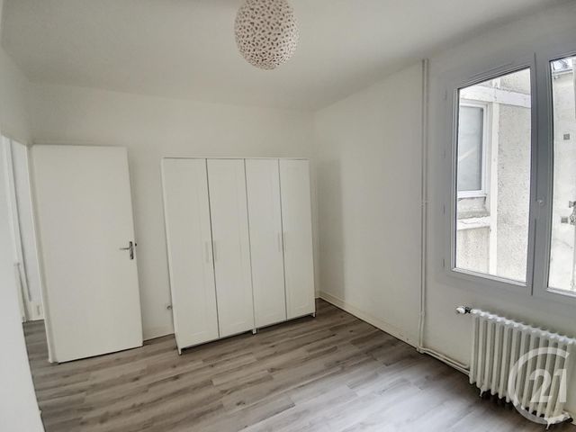 Appartement T2 &agrave; louer - 2 pi&egrave;ces - 40,11 m2 - Orleans - 45 - CENTRE