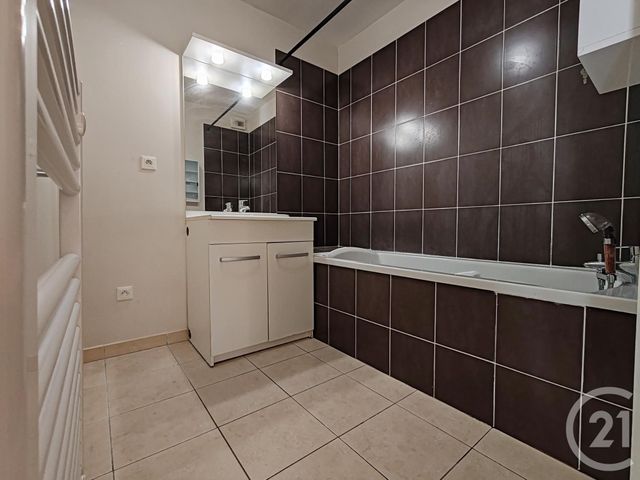 Appartement F3 &agrave; vendre - 3 pi&egrave;ces - 70,15 m2 - St Jean De La Ruelle - 45 - CENTRE