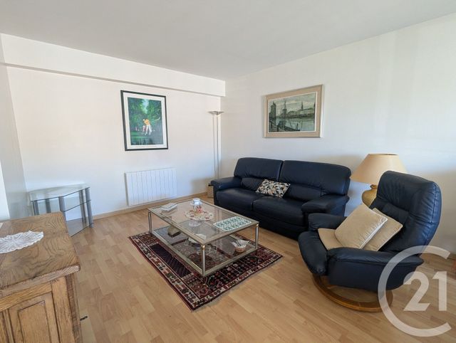 Appartement F4 &agrave; vendre - 4 pi&egrave;ces - 79,77 m2 - La Chapelle St Mesmin - 45 - CENTRE