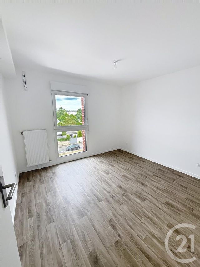 Appartement F3 &agrave; louer - 3 pi&egrave;ces - 65,22 m2 - Orleans - 45 - CENTRE