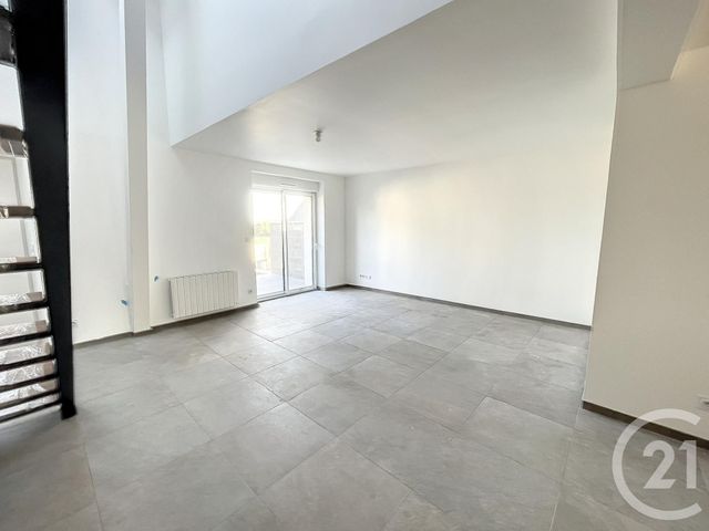 Maison &agrave; louer - 6 pi&egrave;ces - 114,89 m2 - Chaingy - 45 - CENTRE