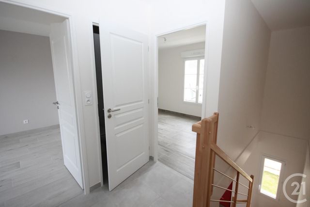 Maison &agrave; louer - 3 pi&egrave;ces - 63,05 m2 - St Denis En Val - 45 - CENTRE