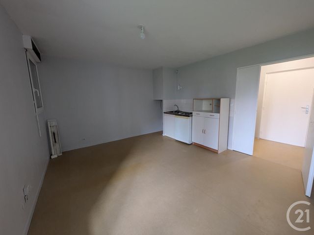 Appartement F1 &agrave; louer - 1 pi&egrave;ce - 24,63 m2 - La Chapelle St Mesmin - 45 - CENTRE