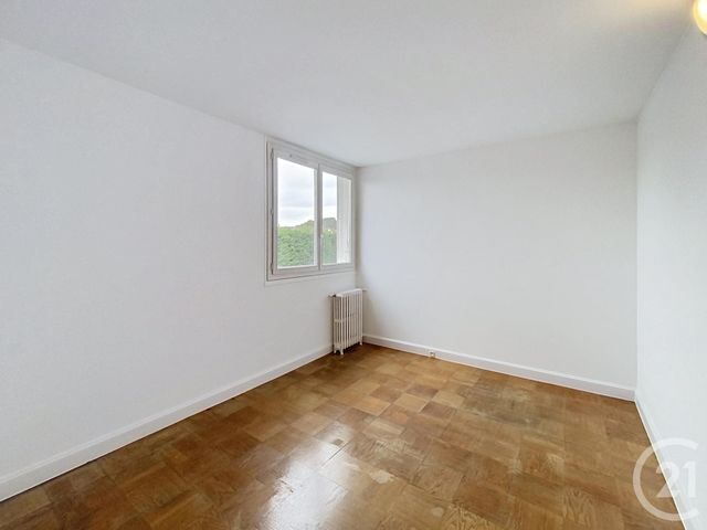 Appartement F3 &agrave; louer - 3 pi&egrave;ces - 59,46 m2 - St Jean De La Ruelle - 45 - CENTRE