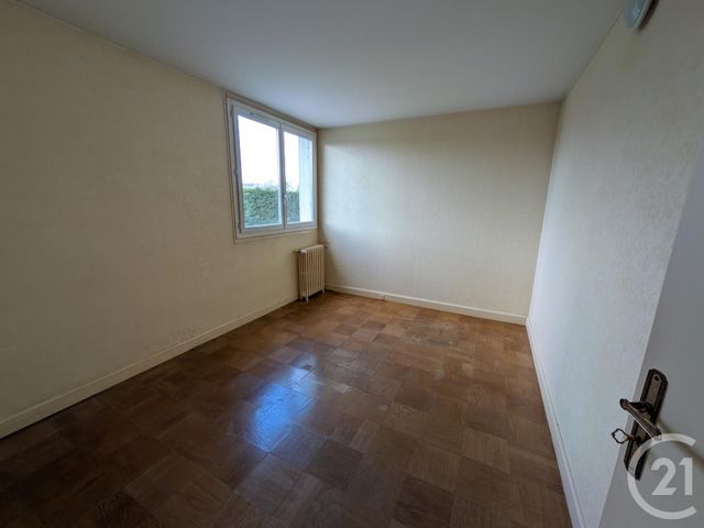 Appartement F3 &agrave; louer - 3 pi&egrave;ces - 59,46 m2 - St Jean De La Ruelle - 45 - CENTRE