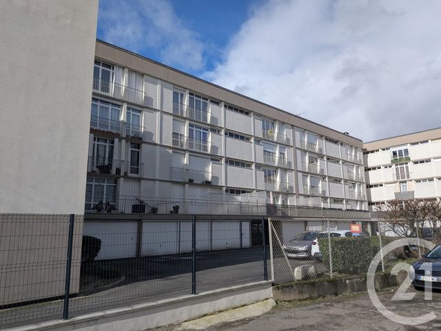 Appartement F3 &agrave; louer - 3 pi&egrave;ces - 59,46 m2 - St Jean De La Ruelle - 45 - CENTRE