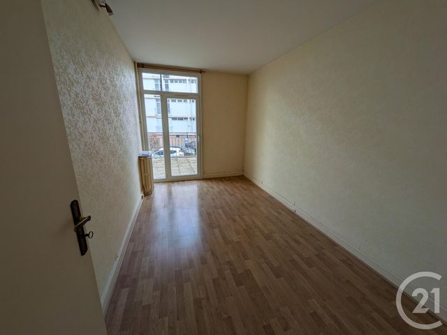 Appartement F3 &agrave; louer - 3 pi&egrave;ces - 59,46 m2 - St Jean De La Ruelle - 45 - CENTRE