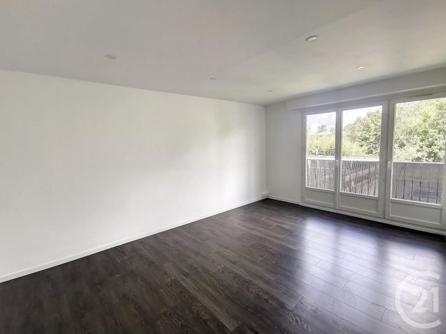 Appartement F3 &agrave; louer - 3 pi&egrave;ces - 64,03 m2 - La Chapelle St Mesmin - 45 - CENTRE