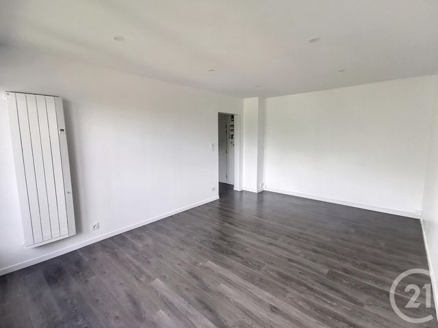 Appartement F3 &agrave; louer - 3 pi&egrave;ces - 64,03 m2 - La Chapelle St Mesmin - 45 - CENTRE