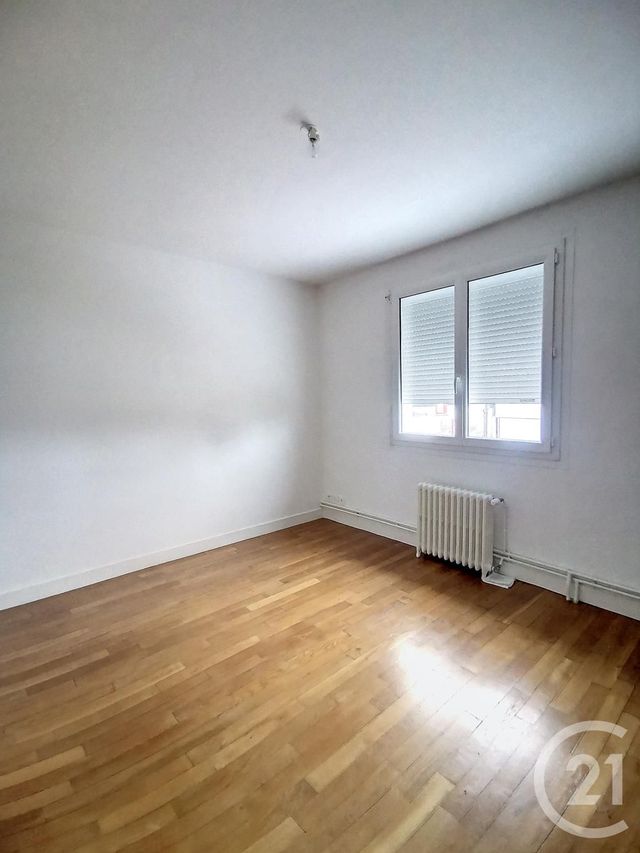 Maison &agrave; louer - 6 pi&egrave;ces - 118,69 m2 - Lion En Beauce - 45 - CENTRE