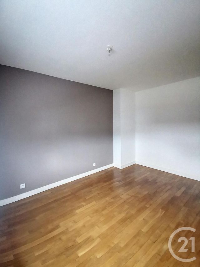 Maison &agrave; louer - 6 pi&egrave;ces - 118,69 m2 - Lion En Beauce - 45 - CENTRE