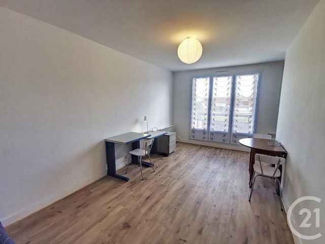 Appartement F1 &agrave; louer - 1 pi&egrave;ce - 27,39 m2 - Orleans - 45 - CENTRE