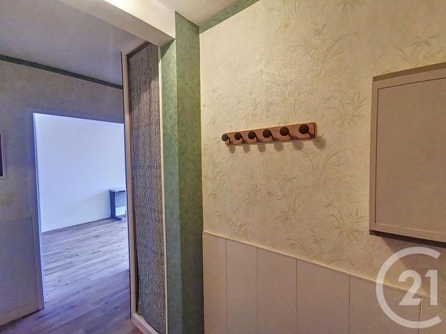 Appartement F1 &agrave; louer - 1 pi&egrave;ce - 27,39 m2 - Orleans - 45 - CENTRE