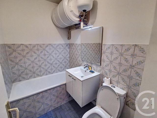 Appartement F1 &agrave; louer - 1 pi&egrave;ce - 27,39 m2 - Orleans - 45 - CENTRE