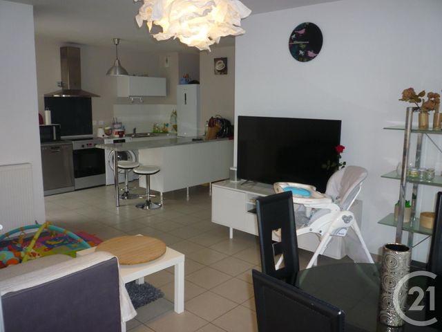 Appartement F3 &agrave; louer - 3 pi&egrave;ces - 63,57 m2 - Fleury Les Aubrais - 45 - CENTRE