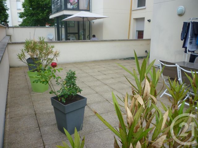 Appartement F3 &agrave; louer - 3 pi&egrave;ces - 63,57 m2 - Fleury Les Aubrais - 45 - CENTRE