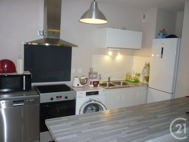 Appartement F3 &agrave; louer - 3 pi&egrave;ces - 63,57 m2 - Fleury Les Aubrais - 45 - CENTRE