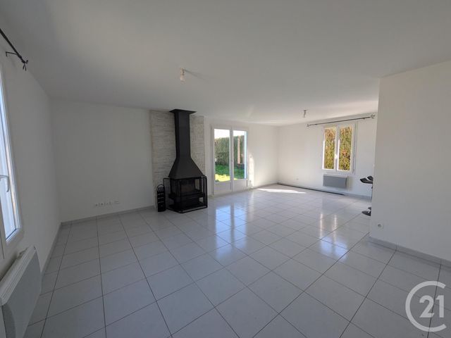 Maison &agrave; louer - 7 pi&egrave;ces - 117,38 m2 - Ingre - 45 - CENTRE