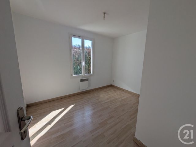 Maison &agrave; louer - 7 pi&egrave;ces - 117,38 m2 - Ingre - 45 - CENTRE