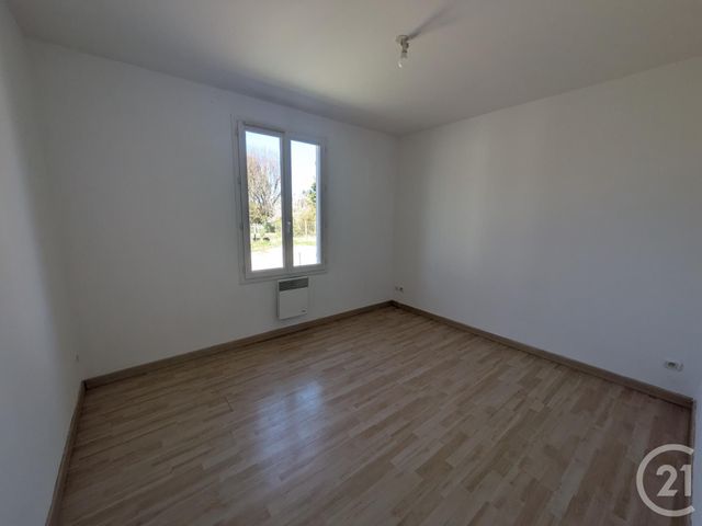 Maison &agrave; louer - 7 pi&egrave;ces - 117,38 m2 - Ingre - 45 - CENTRE