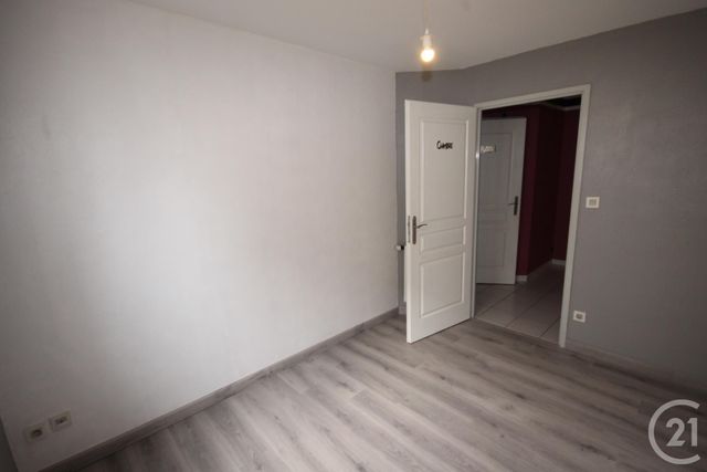 Appartement F3 &agrave; louer - 3 pi&egrave;ces - 67,94 m2 - Fleury Les Aubrais - 45 - CENTRE