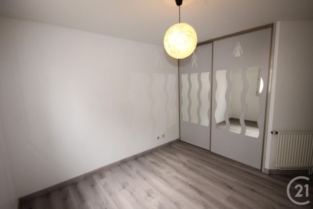 Appartement F3 &agrave; louer - 3 pi&egrave;ces - 67,94 m2 - Fleury Les Aubrais - 45 - CENTRE