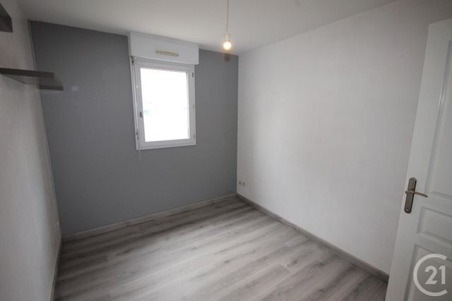 Appartement F3 &agrave; louer - 3 pi&egrave;ces - 67,94 m2 - Fleury Les Aubrais - 45 - CENTRE