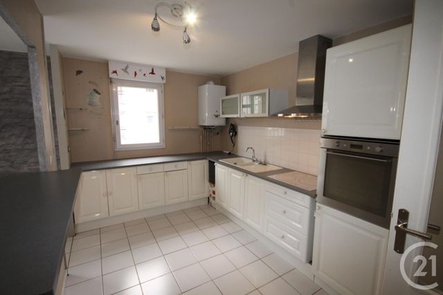 Appartement F3 &agrave; louer - 3 pi&egrave;ces - 67,94 m2 - Fleury Les Aubrais - 45 - CENTRE