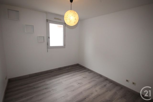 Appartement F3 &agrave; louer - 3 pi&egrave;ces - 67,94 m2 - Fleury Les Aubrais - 45 - CENTRE
