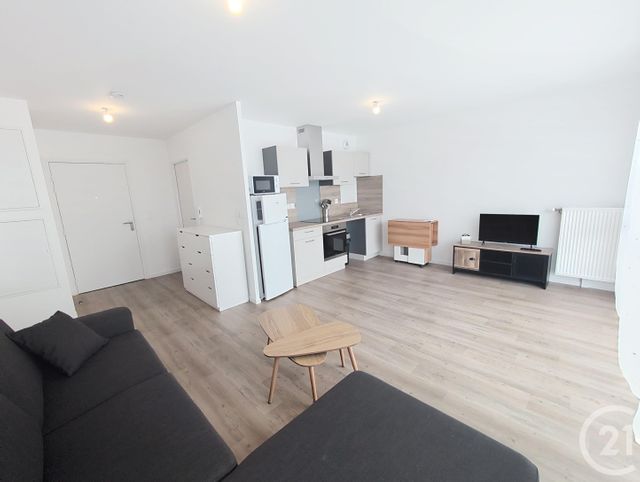 Appartement F1 &agrave; louer - 1 pi&egrave;ce - 33,10 m2 - La Chapelle St Mesmin - 45 - CENTRE