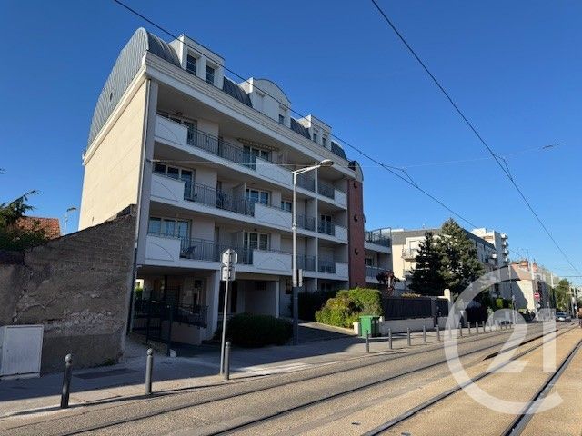 Appartement F2 &agrave; louer - 2 pi&egrave;ces - 41,10 m2 - Orleans - 45 - CENTRE