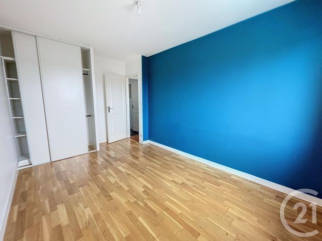 Appartement F3 &agrave; louer - 3 pi&egrave;ces - 60,15 m2 - St Jean De La Ruelle - 45 - CENTRE