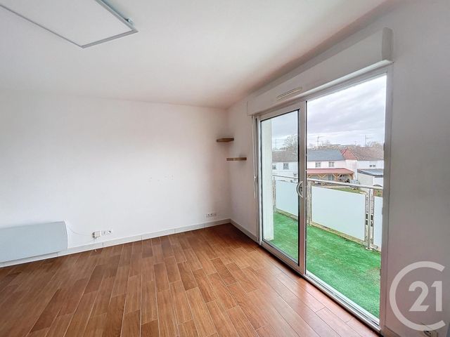 Appartement F3 &agrave; louer - 3 pi&egrave;ces - 60,15 m2 - St Jean De La Ruelle - 45 - CENTRE