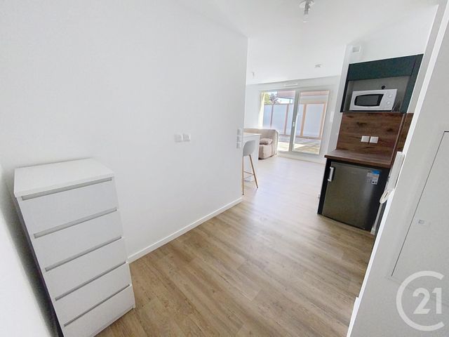 Appartement F1 &agrave; louer - 1 pi&egrave;ce - 28,48 m2 - La Chapelle St Mesmin - 45 - CENTRE