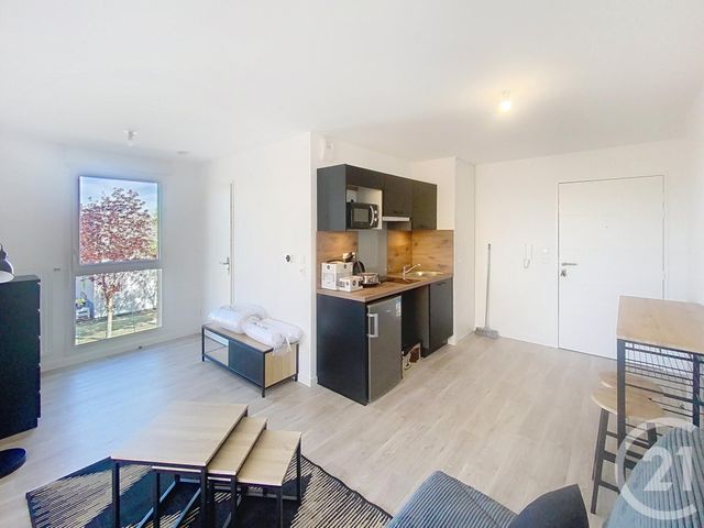 Appartement F1 &agrave; louer - 1 pi&egrave;ce - 24,50 m2 - La Chapelle St Mesmin - 45 - CENTRE