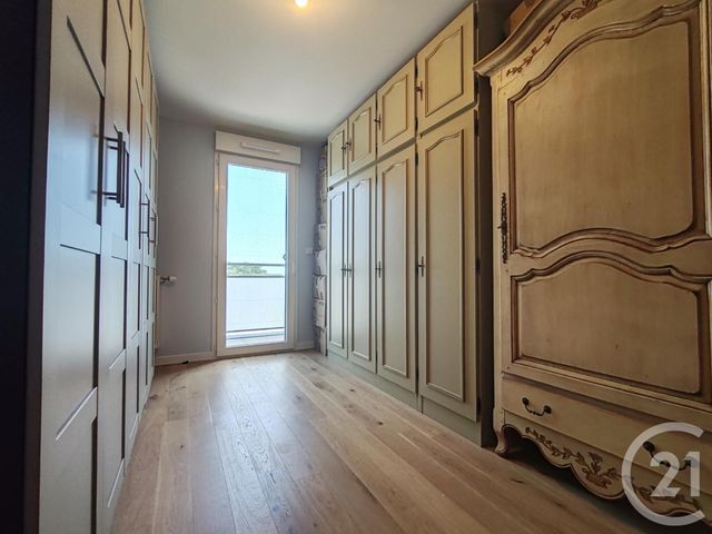 Appartement F5 &agrave; vendre - 5 pi&egrave;ces - 111,34 m2 - St Jean De La Ruelle - 45 - CENTRE