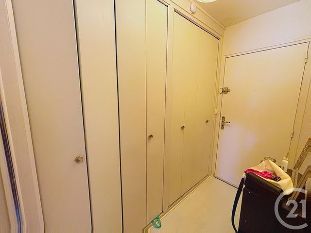 Appartement F1 &agrave; louer - 1 pi&egrave;ce - 24,01 m2 - Orleans - 45 - CENTRE