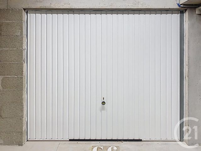 Parking &agrave; louer - 15 m2 - St Jean De La Ruelle - 45 - CENTRE