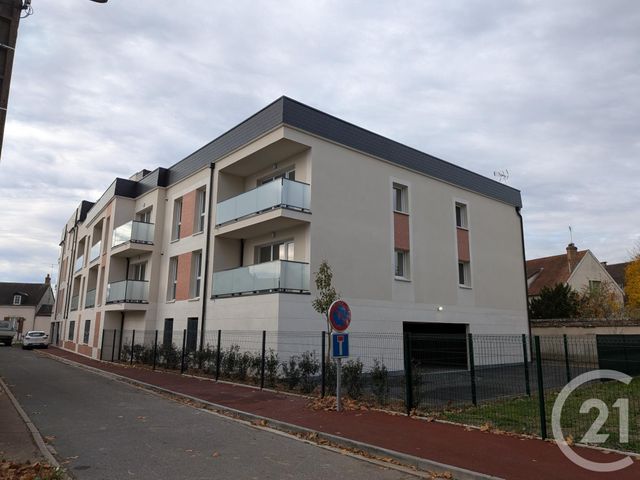 Parking &agrave; louer - 30 m2 - St Jean De La Ruelle - 45 - CENTRE